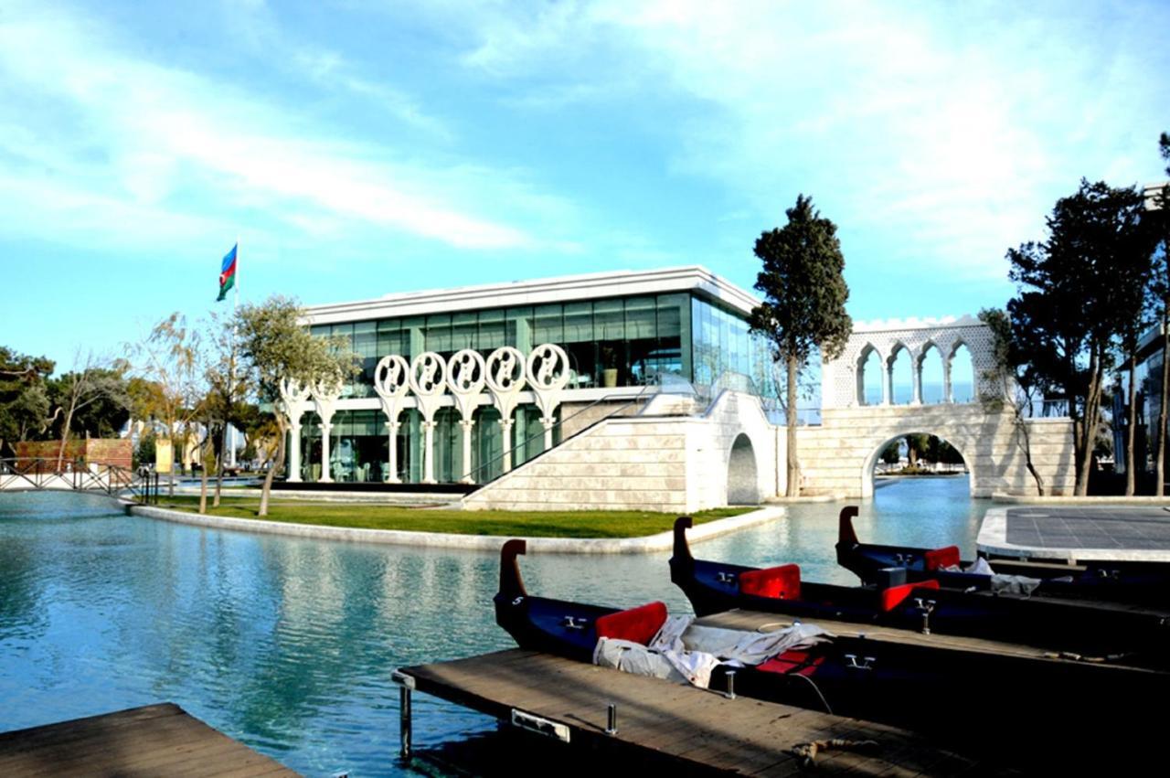 Nord West Hotel Baky Esterno foto