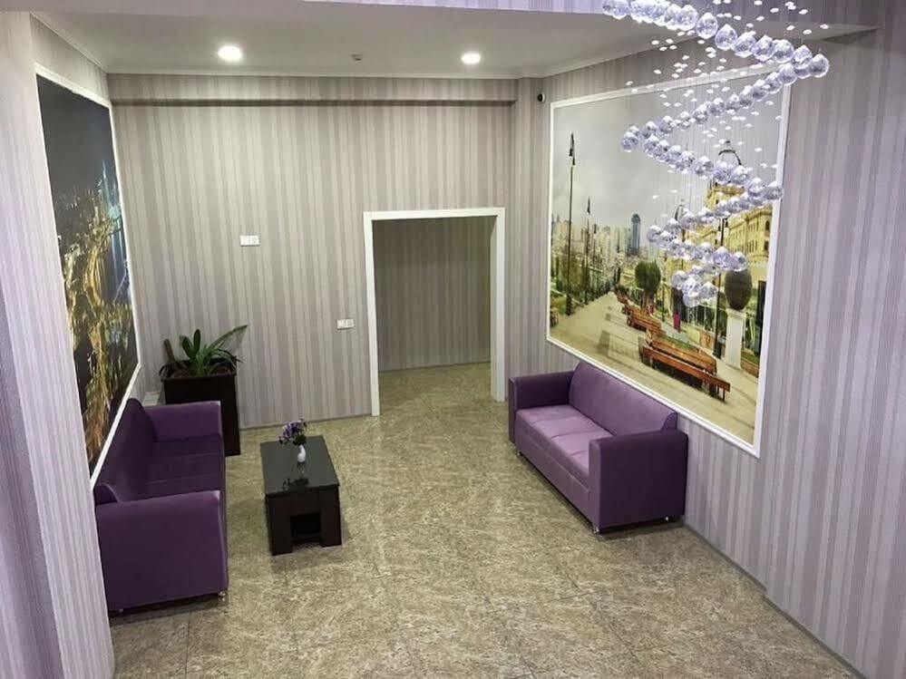 Nord West Hotel Baky Esterno foto